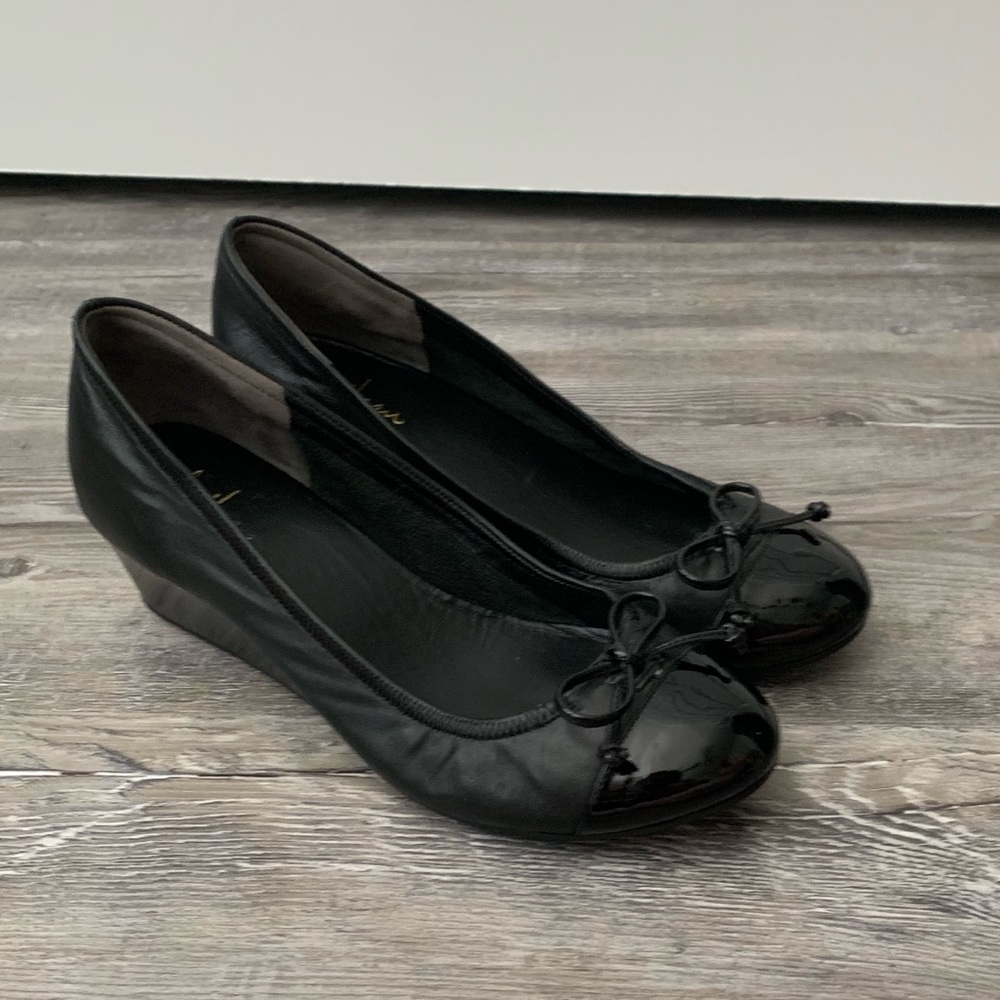 Wedges in Black Cole Haan w/ Nike Air - Picture 5 of 6